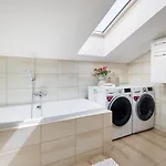 Apartamento Luxusní Blonde Farm Slavetin
