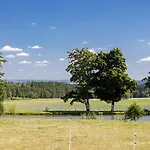 Luxusní Blonde Farm Apartamento Slavetin