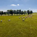 Luxusní Blonde Farm Slavetin