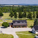 Apartamento Luxusní Blonde Farm Slavetin
