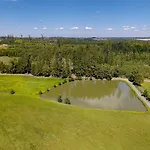 Luxusní Blonde Farm * Slavetin