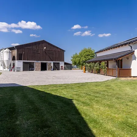 Διαμέρισμα Luxusni Blonde Farm