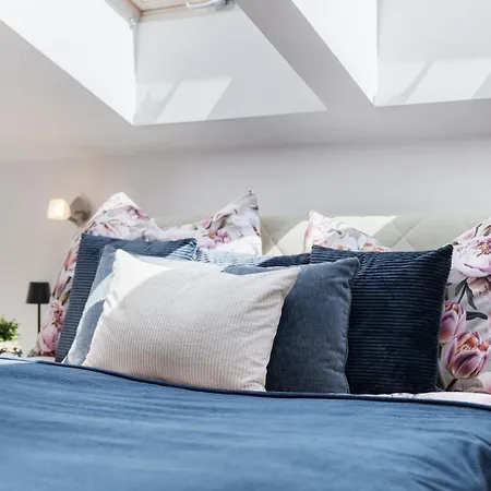 Apartment Luxusni Blonde Farm
