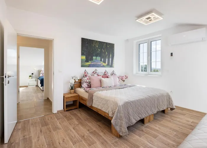 Luxusni Blonde Farm Διαμέρισμα *