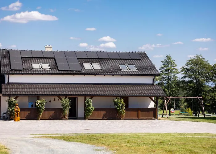 Luxusni Blonde Farm * Slavetin