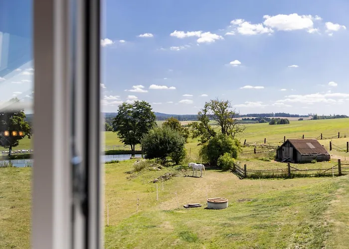 Luxusni Blonde Farm *