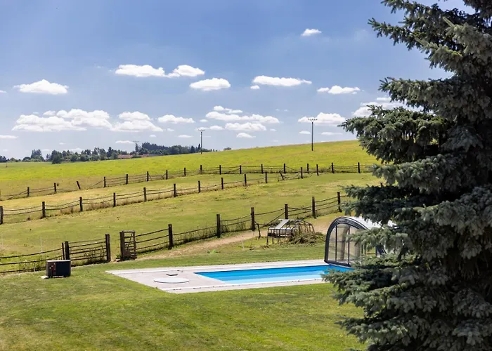 Luxusni Blonde Farm Διαμέρισμα Slavetin
