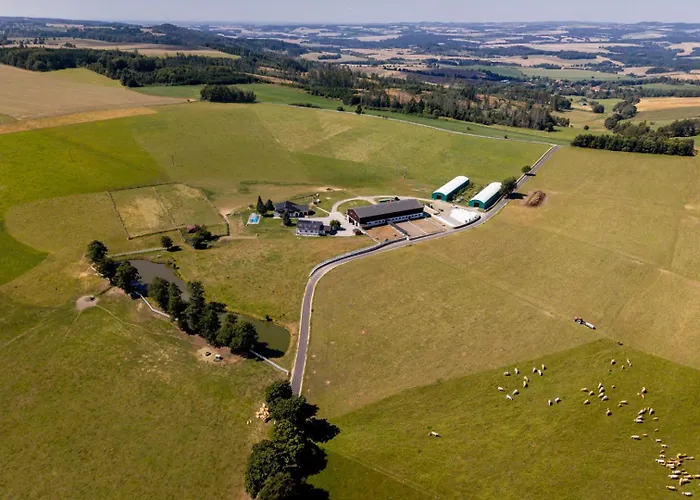 Luxusni Blonde Farm